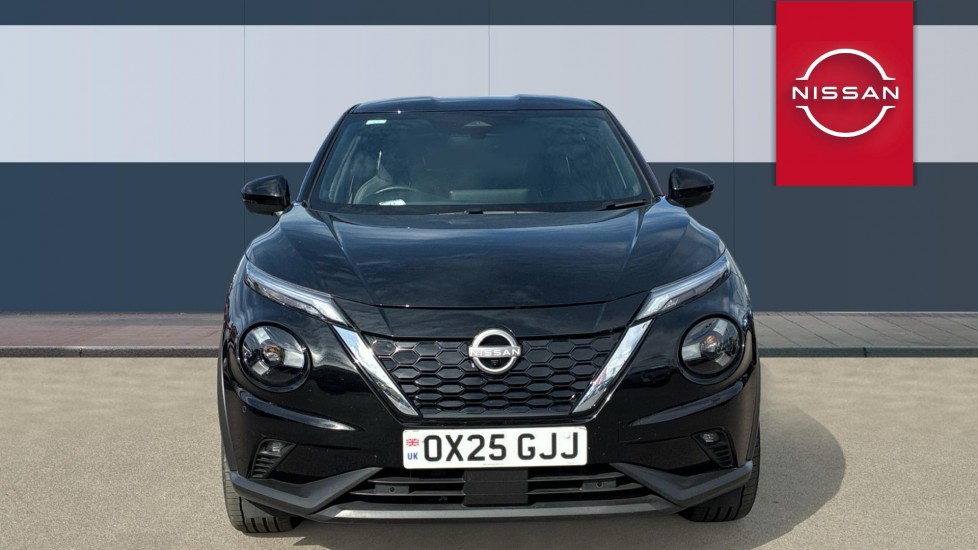Nissan Juke 1.6 Hybrid Tekna 5dr Auto Hybrid Hatchback - Image 3