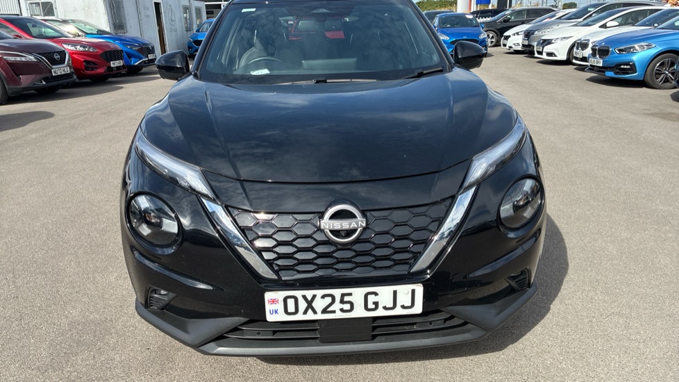 Nissan Juke 1.6 Hybrid Tekna 5dr Auto Hybrid Hatchback - Image 8