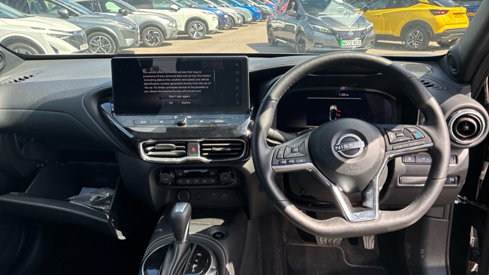 Nissan Juke 1.6 Hybrid Tekna 5dr Auto Hybrid Hatchback - Image 10