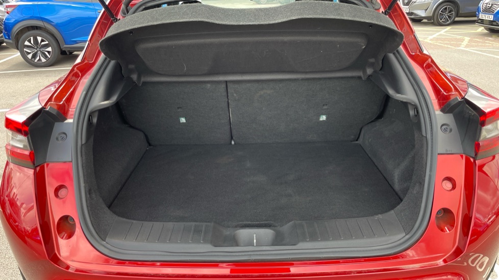 Nissan Juke 1.6 Hybrid N-Connecta 5dr Auto Hybrid Hatchback - Image 4