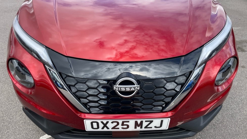 Nissan Juke 1.6 Hybrid N-Connecta 5dr Auto Hybrid Hatchback - Image 8