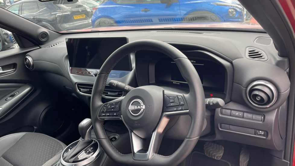 Nissan Juke 1.6 Hybrid N-Connecta 5dr Auto Hybrid Hatchback - Image 11