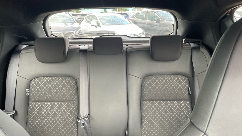 Nissan Juke 1.6 Hybrid N-Connecta 5dr Auto Hybrid Hatchback - Image 15