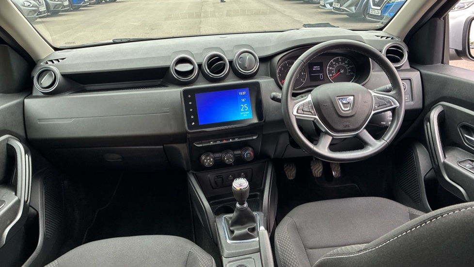 Dacia Duster 1.0 TCe 100 Comfort 5dr Bi Fuel Estate - Image 10