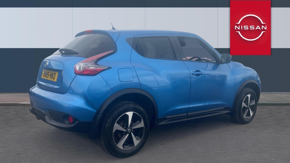 Nissan Juke 1.6 [112] Bose Personal Edition 5dr Petrol Hatchback - Image 2