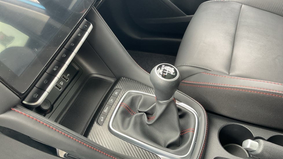 MG ZS 1.0T GDi Exclusive 5dr Petrol Hatchback - Image 13