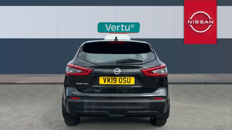 Nissan Qashqai 1.3 DiG-T Acenta Premium 5dr Petrol Hatchback - Image 6