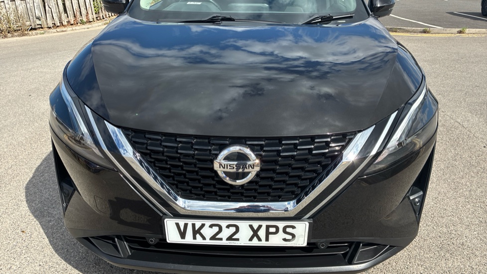 Nissan Qashqai 1.3 DiG-T MH N-Connecta 5dr Petrol Hatchback - Image 8