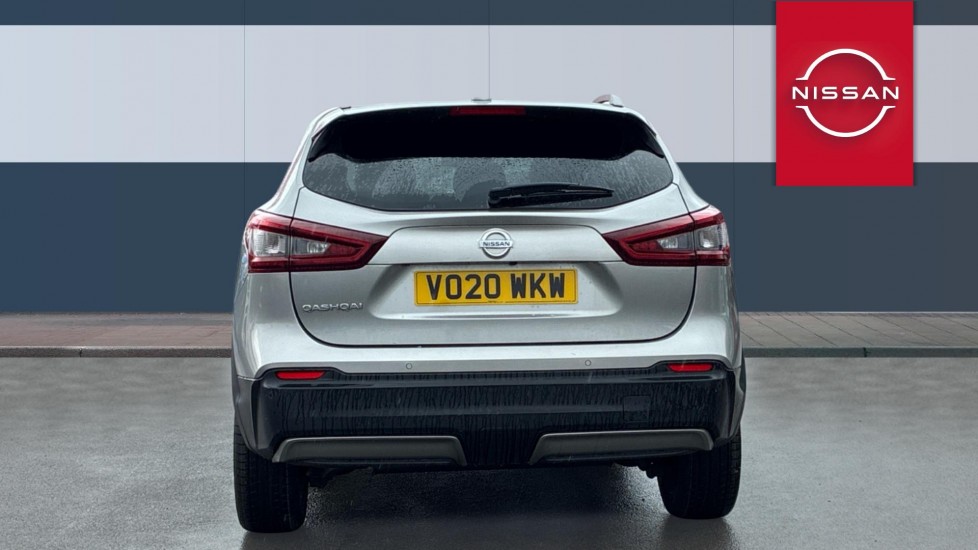 Nissan Qashqai 1.3 DiG-T 160 Tekna 5dr Petrol Hatchback - Image 6