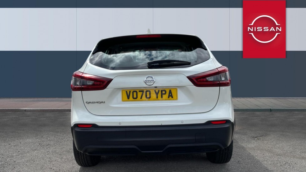 Nissan Qashqai 1.3 DiG-T Acenta Premium 5dr Petrol Hatchback - Image 6