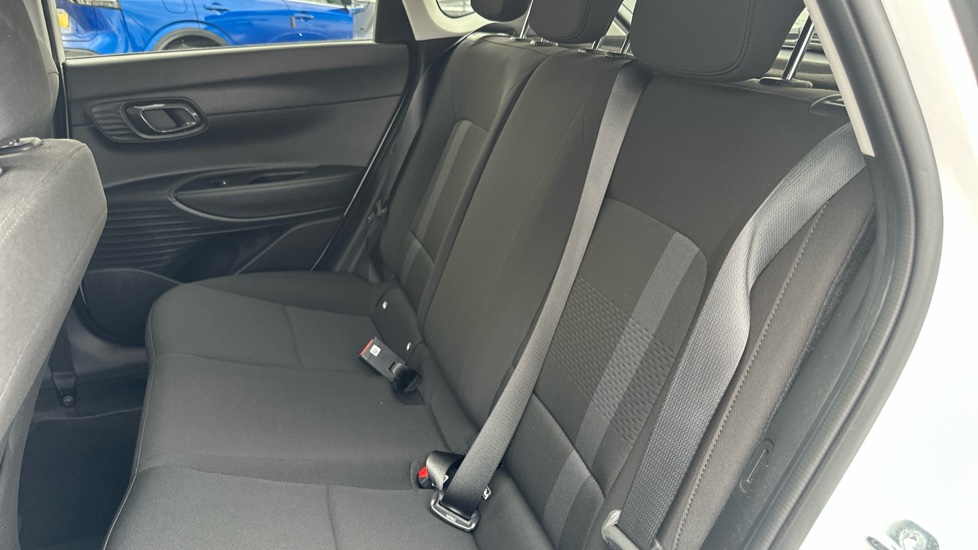 Hyundai i20 1.0T GDi Premium 5dr Petrol Hatchback - Image 16