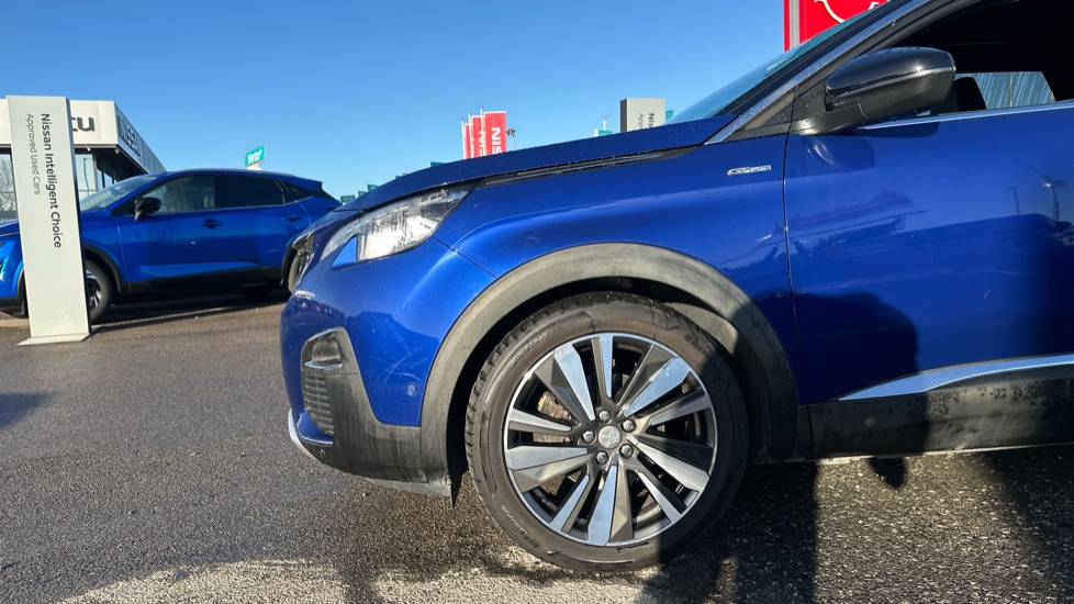 Peugeot 3008 1.6 THP GT Line Premium 5dr EAT6 Petrol Estate - Image 7