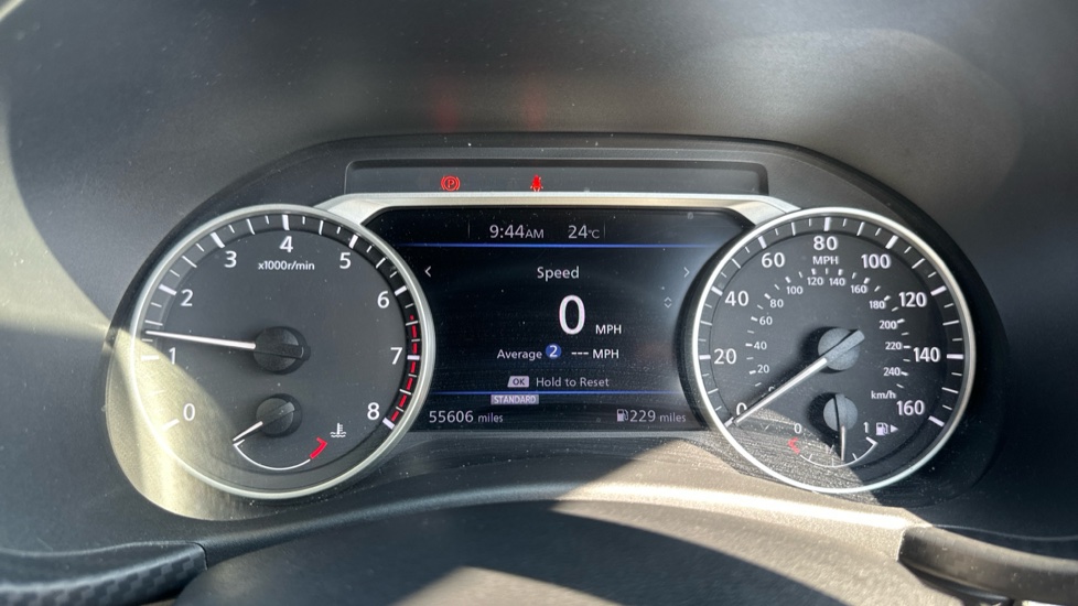 Nissan Juke 1.0 DiG-T Tekna 5dr Petrol Hatchback - Image 18