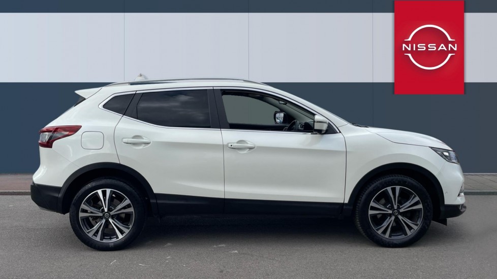 Nissan Qashqai 1.3 DiG-T 160 N-Connecta 5dr DCT Petrol Hatchback - Image 5