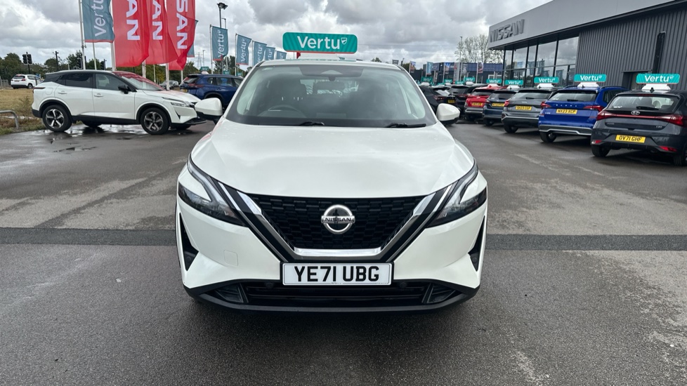 Nissan Qashqai 1.3 DiG-T N-Tec 5dr Petrol Hatchback - Image 8