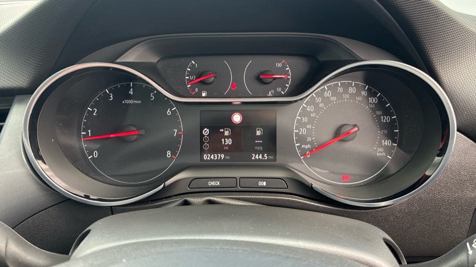 Vauxhall Crossland X 1.2 [83] Elite 5dr Petrol Hatchback - Image 18