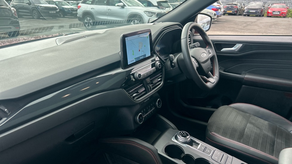 Ford Kuga 2.5 FHEV ST-Line X Edition 5dr CVT Hybrid Estate - Image 9