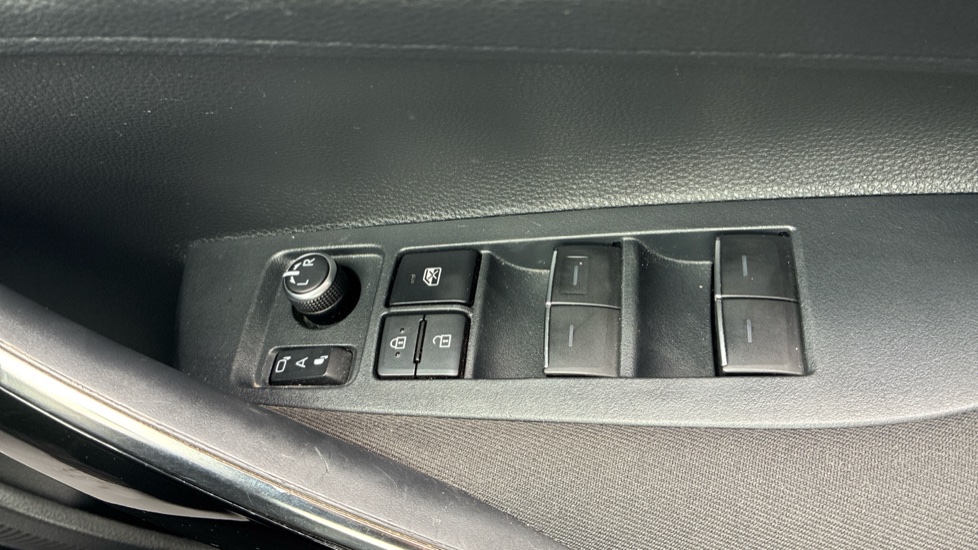 Toyota Corolla 1.8 VVT-i Hybrid GR Sport 5dr CVT Hybrid Hatchback - Image 26
