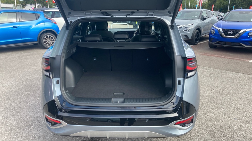 Kia Sportage 1.6T GDi HEV GT-Line S 5dr Auto Hybrid Estate - Image 4