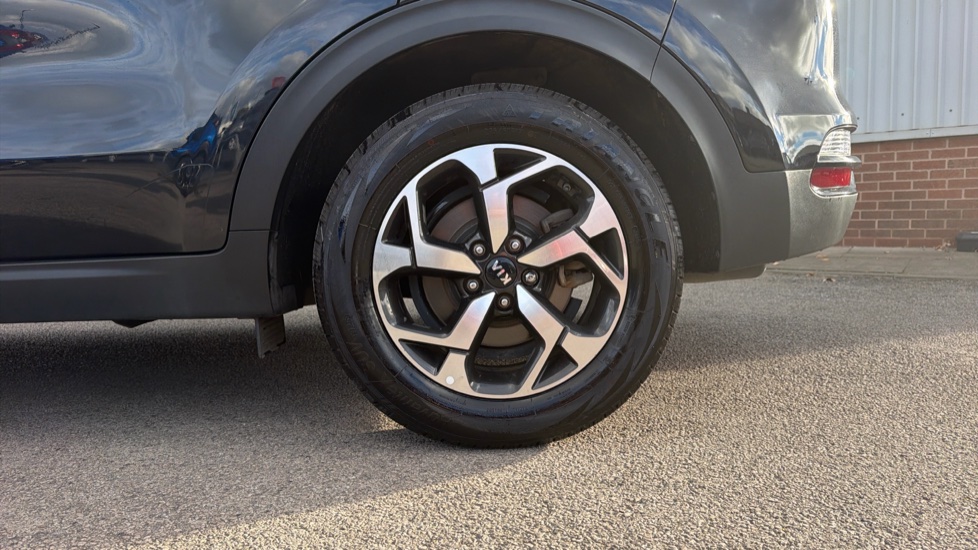 Kia Sportage 1.6 CRDi 48V ISG 2 5dr DCT Auto Diesel Estate - Image 7