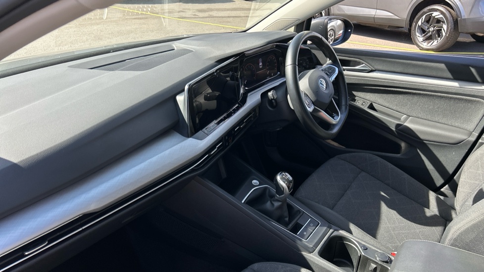 Volkswagen Golf 1.5 TSI 150 Life 5dr Petrol Hatchback - Image 9
