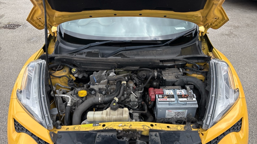 Nissan Juke 1.2 DiG-T N-Connecta 5dr Petrol Hatchback - Image 8