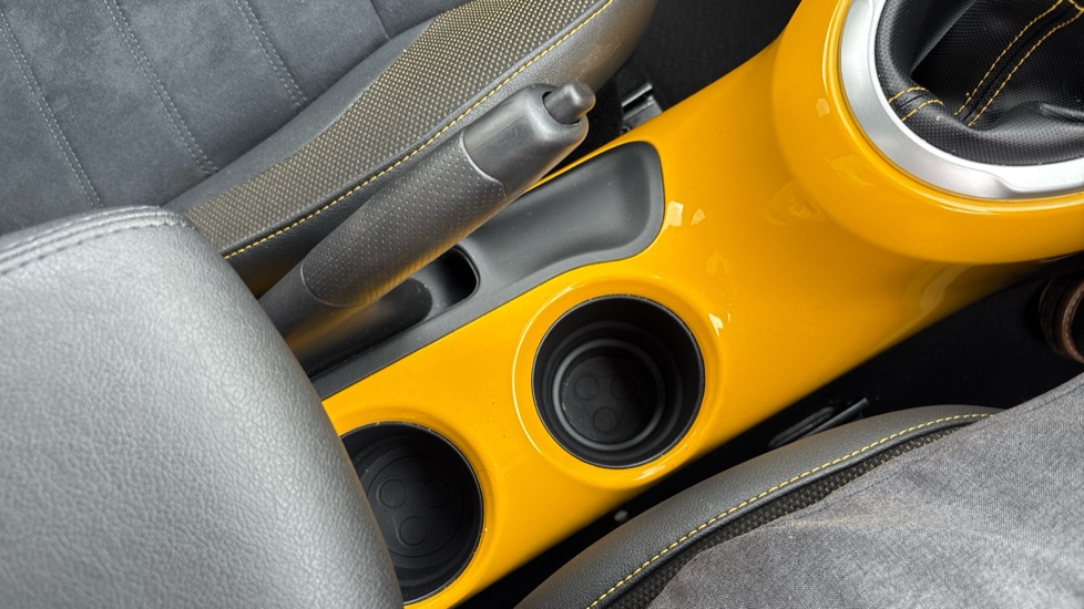 Nissan Juke 1.2 DiG-T N-Connecta 5dr Petrol Hatchback - Image 38