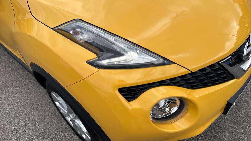 Nissan Juke 1.2 DiG-T N-Connecta 5dr Petrol Hatchback - Image 40
