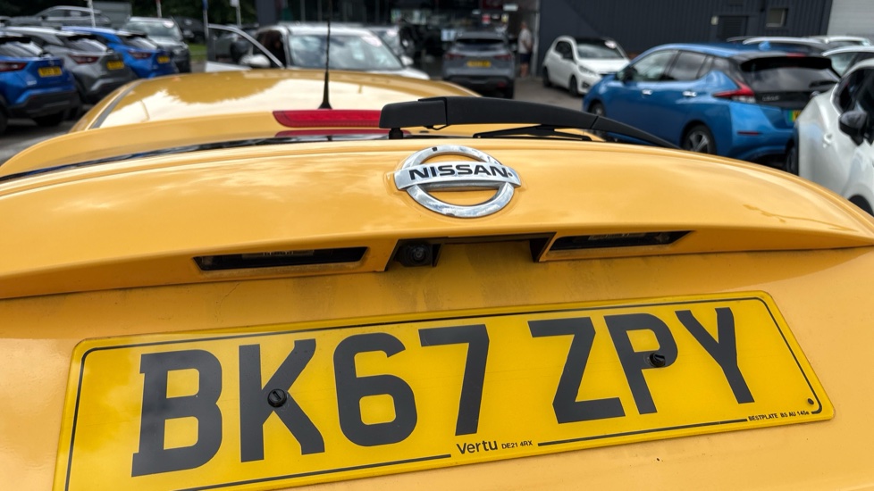 Nissan Juke 1.2 DiG-T N-Connecta 5dr Petrol Hatchback - Image 42