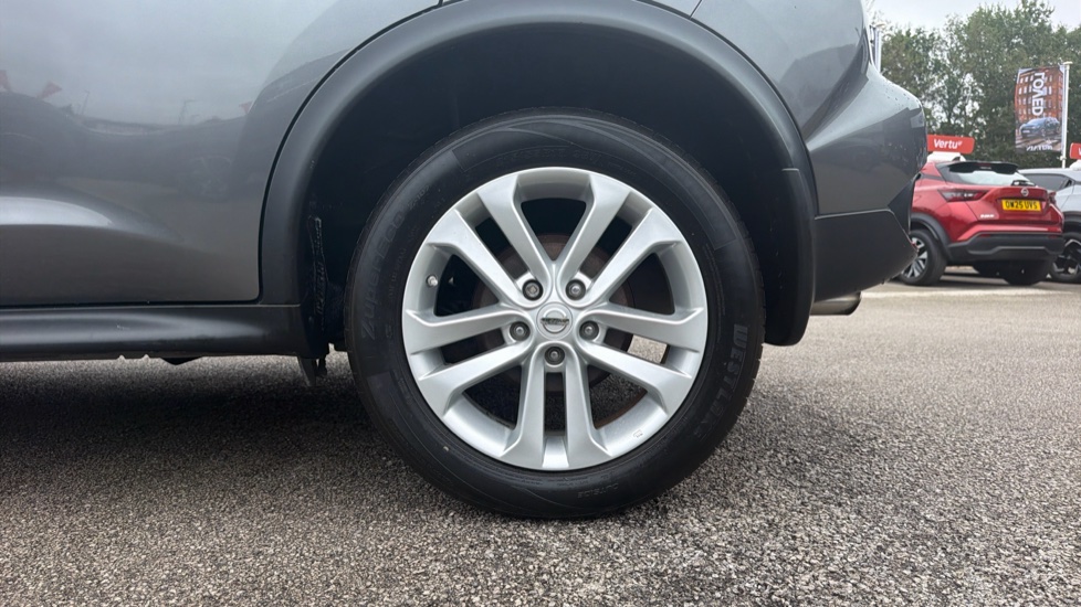 Nissan Juke 1.2 DiG-T N-Connecta 5dr Petrol Hatchback - Image 7