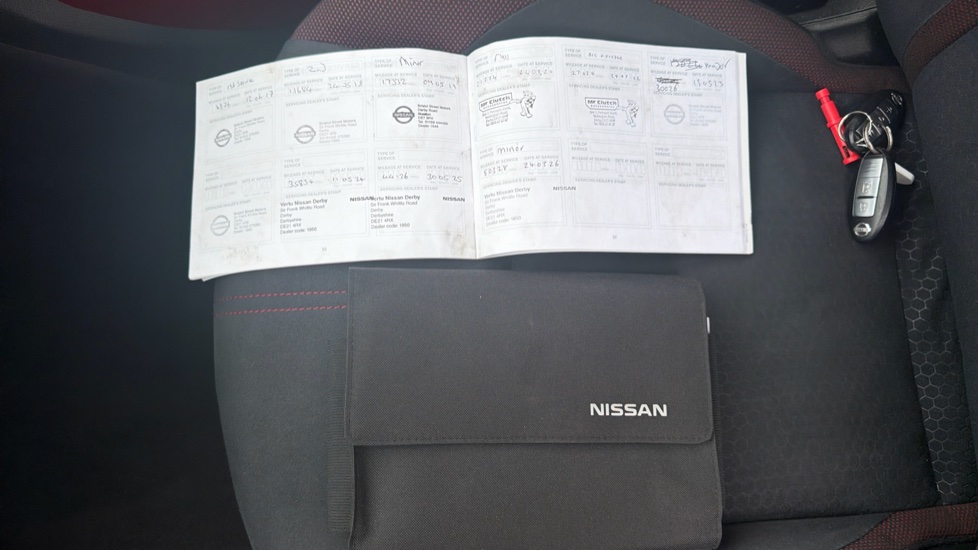 Nissan Juke 1.2 DiG-T N-Connecta 5dr Petrol Hatchback - Image 19