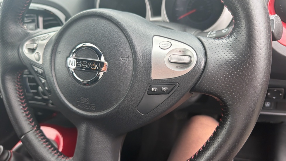 Nissan Juke 1.2 DiG-T N-Connecta 5dr Petrol Hatchback - Image 27