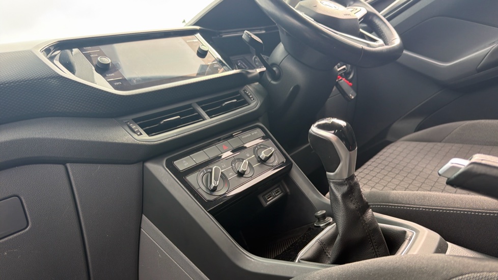 Volkswagen T-Cross 1.0 TSI SE 5dr Petrol Estate - Image 13