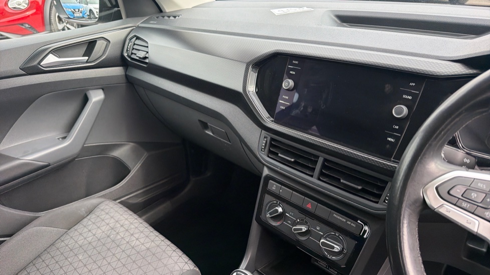 Volkswagen T-Cross 1.0 TSI SE 5dr Petrol Estate - Image 14