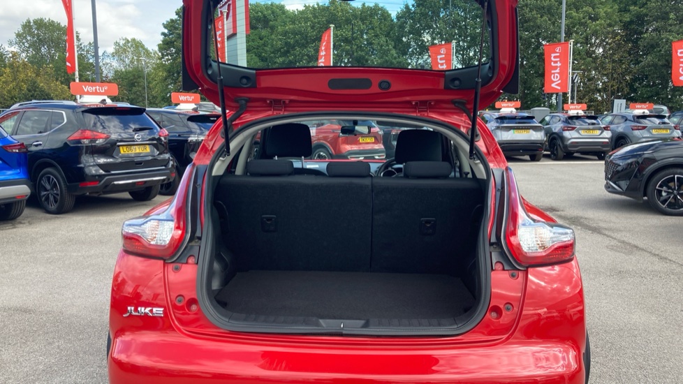 Nissan Juke 1.6 [94] Visia 5dr Petrol Hatchback - Image 4