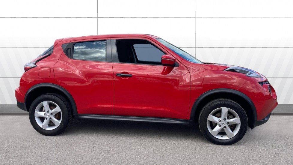 Nissan Juke 1.6 [94] Visia 5dr Petrol Hatchback - Image 5