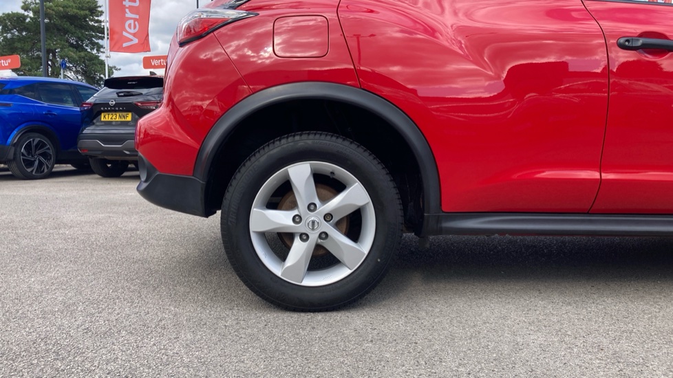Nissan Juke 1.6 [94] Visia 5dr Petrol Hatchback - Image 7