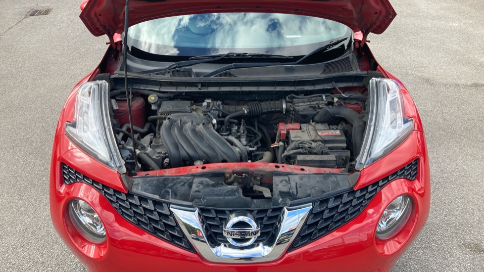 Nissan Juke 1.6 [94] Visia 5dr Petrol Hatchback - Image 8
