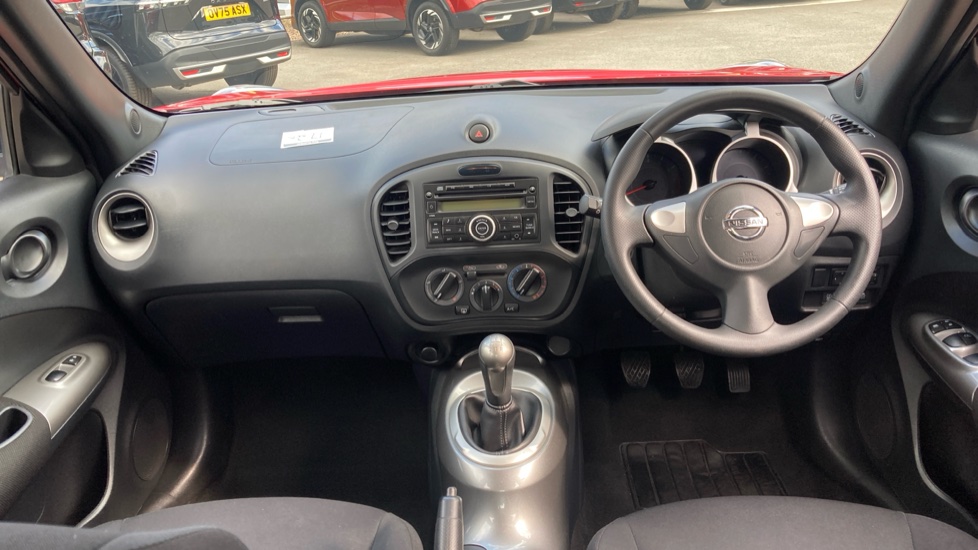 Nissan Juke 1.6 [94] Visia 5dr Petrol Hatchback - Image 10