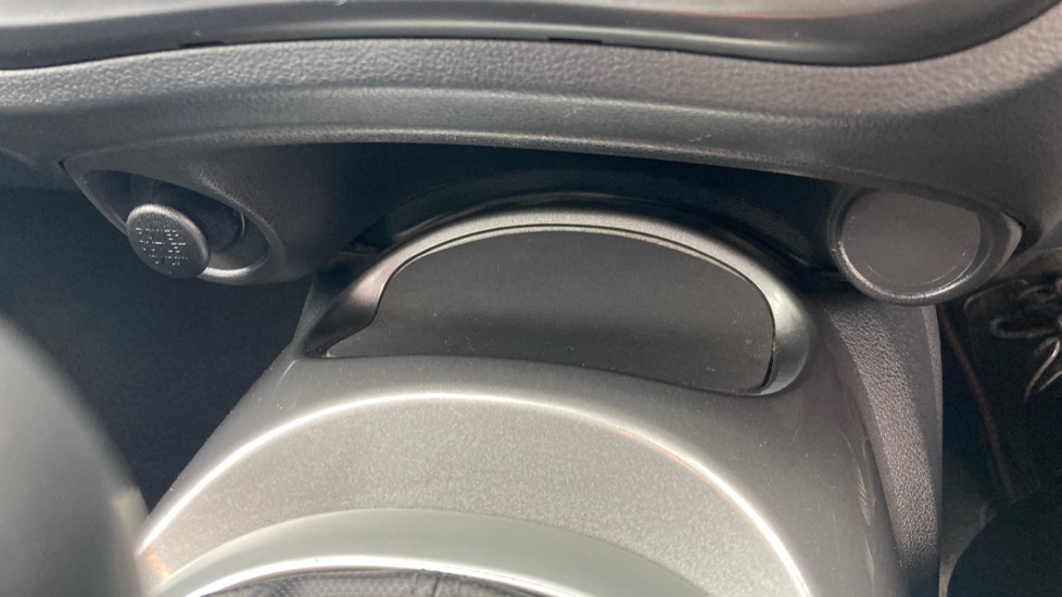 Nissan Juke 1.6 [94] Visia 5dr Petrol Hatchback - Image 28