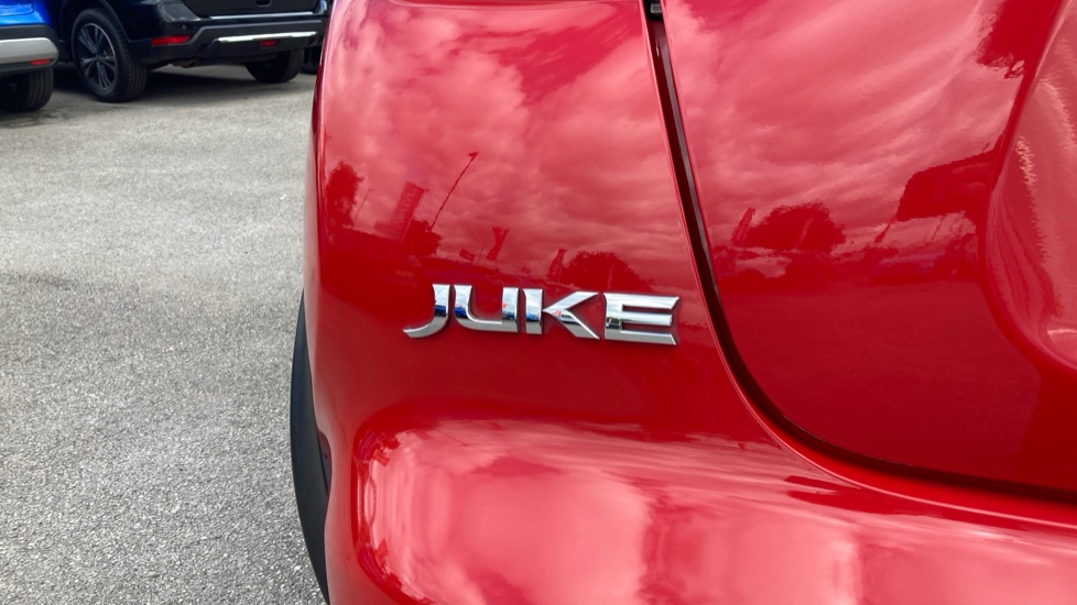 Nissan Juke 1.6 [94] Visia 5dr Petrol Hatchback - Image 32