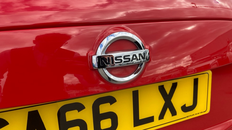 Nissan Juke 1.6 [94] Visia 5dr Petrol Hatchback - Image 33