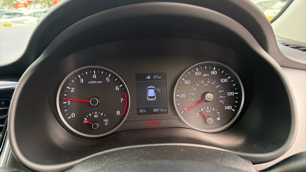 Kia Stonic 1.0T GDi First Edition 5dr Petrol Estate - Image 18