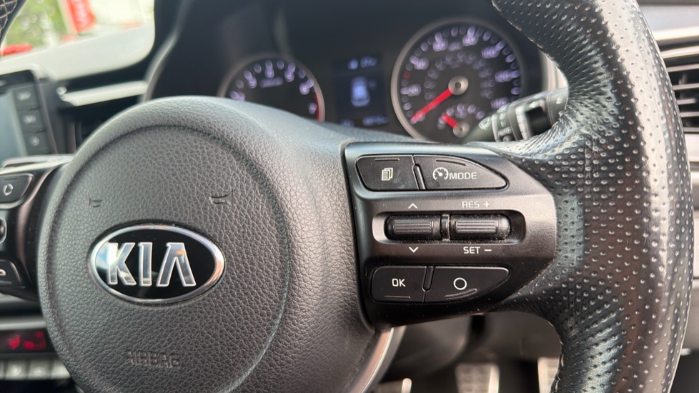 Kia Stonic 1.0T GDi First Edition 5dr Petrol Estate - Image 28