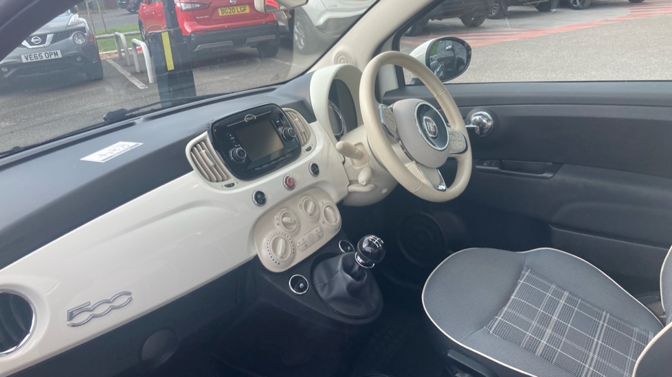 Fiat 500 1.2 Lounge 3dr Petrol Hatchback - Image 9