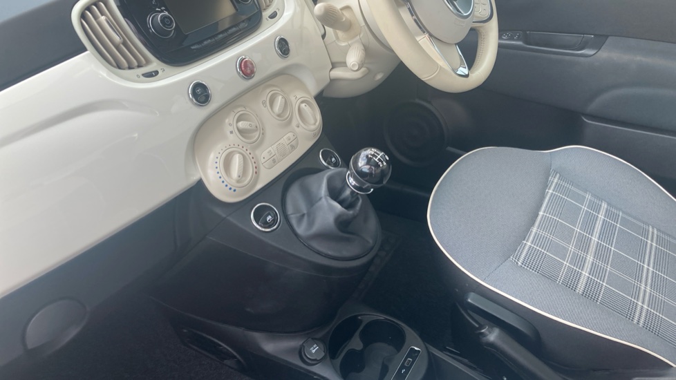 Fiat 500 1.2 Lounge 3dr Petrol Hatchback - Image 13