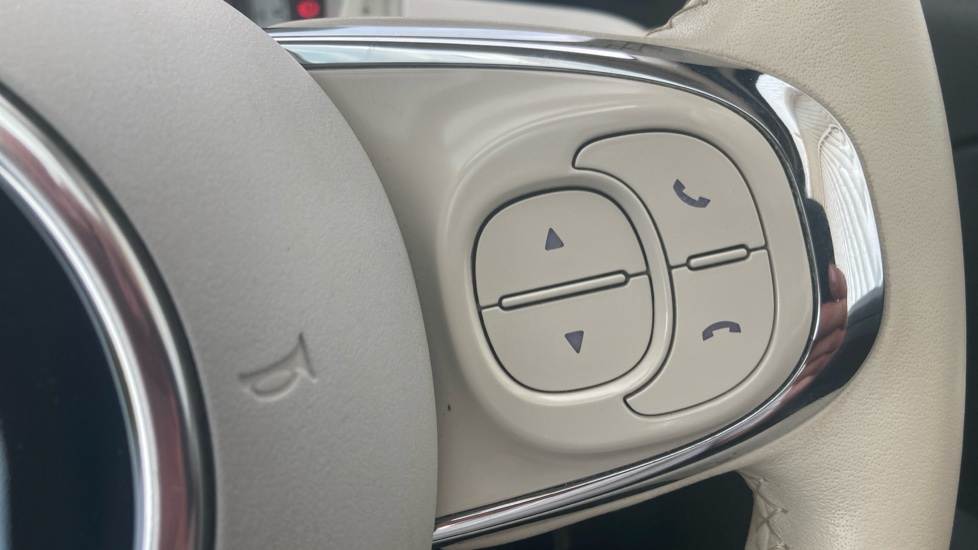 Fiat 500 1.2 Lounge 3dr Petrol Hatchback - Image 26