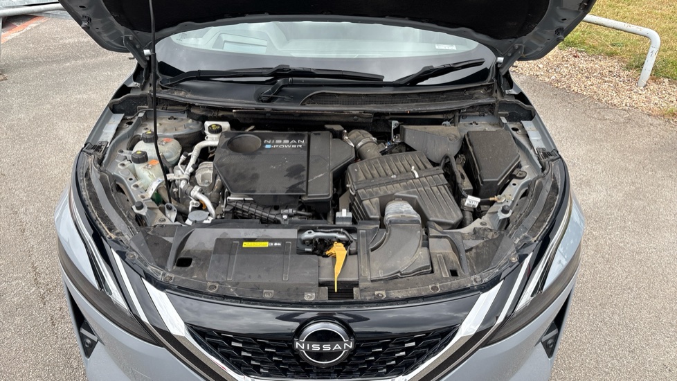 Nissan Qashqai 1.5 E-Power Tekna 5dr Auto Hybrid Hatchback - Image 8