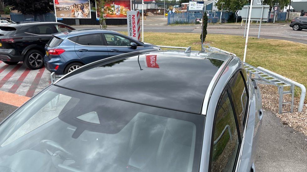 Nissan Qashqai 1.5 E-Power Tekna 5dr Auto Hybrid Hatchback - Image 25