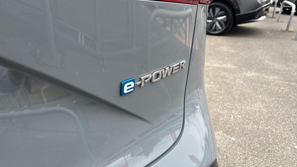 Nissan Qashqai 1.5 E-Power Tekna 5dr Auto Hybrid Hatchback - Image 28